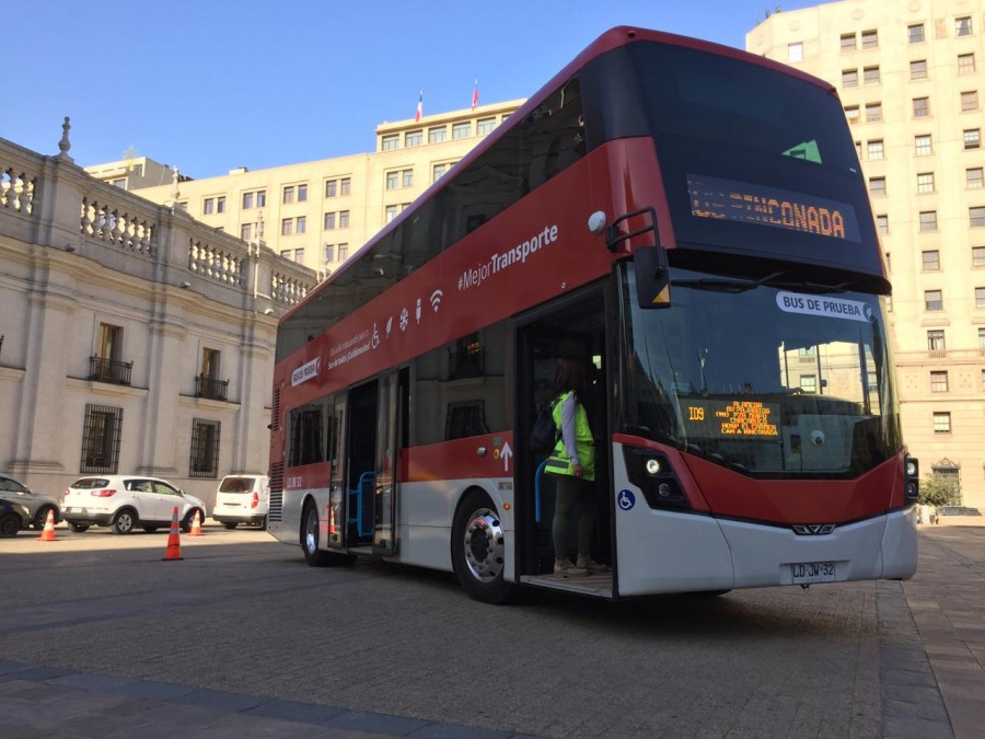 Bus de dos pisos circulará entre Maipú y Santiago en plan piloto impulsado por el MTT