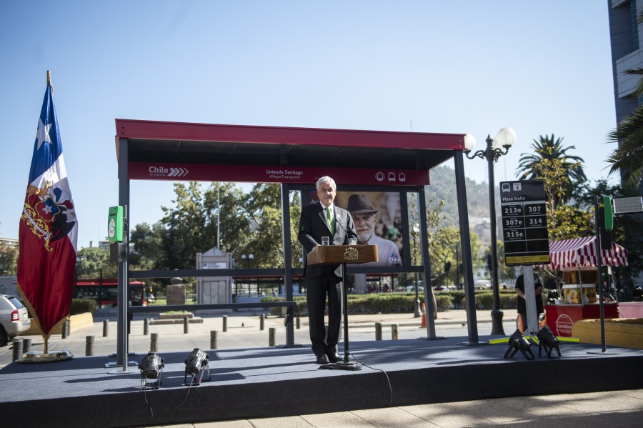 Presidente Piñera presentando Red