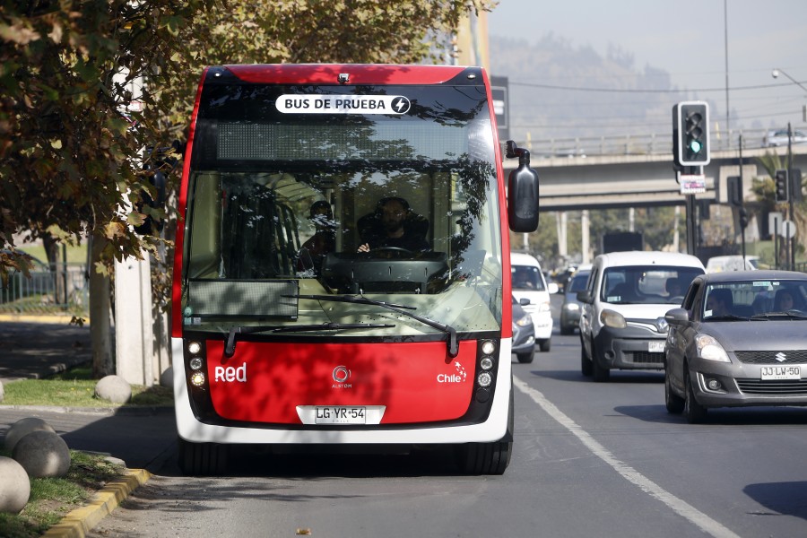 Frontis bus piloto Aptis