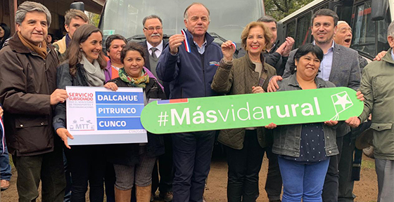 Ministra Hutt inaugura nuevo servicio subsidiado que beneficiará a 1.500 vecinos de Cunco