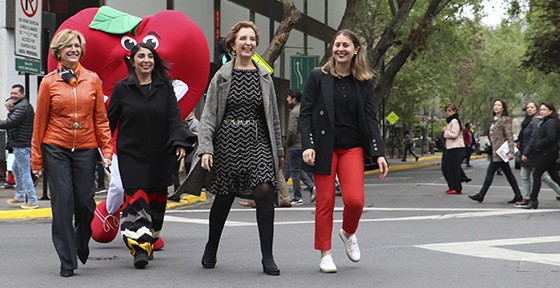 Conmemoramos el Día Nacional Sin Auto con nuevos cruces "Tokio" y anuncio de celebración con áreas peatonales en todo Chile