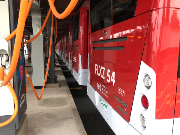 Cargadores de buses eléctricos