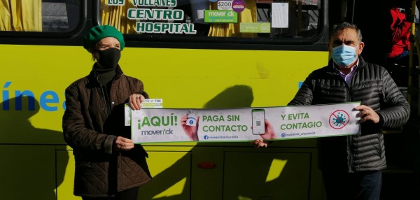 Ministra Hutt llama a preferir pago electrónico en buses del transporte público de Villarica