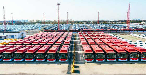 Sumaremos cerca de mil nuevos buses eléctricos para el transporte público metropolitano tras licitación de concesión de vías